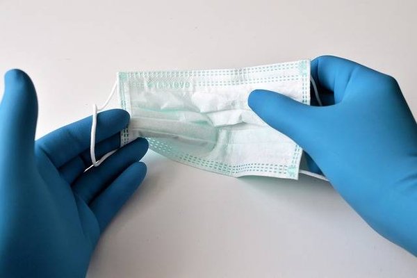 Gant nitrile: pourquoi choisir cette protection ?