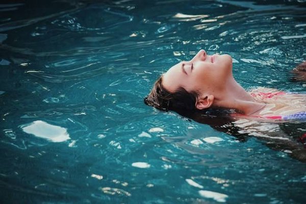 Installation piscine jardin: guide complet